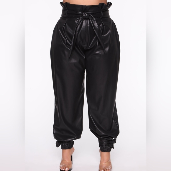 High-Waisted Vegan Leather Pants - Picture 3 of 7